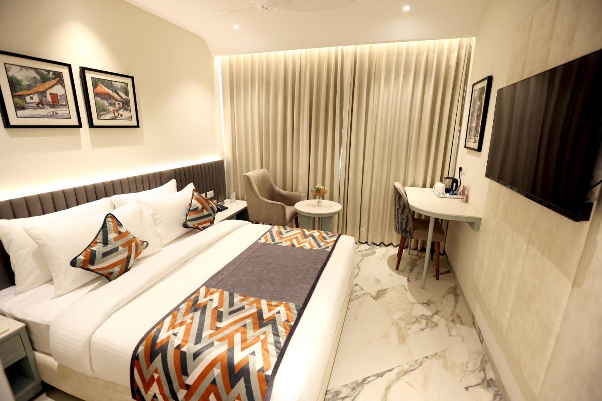 Hiraya Hotels Mohali Kültér fotó