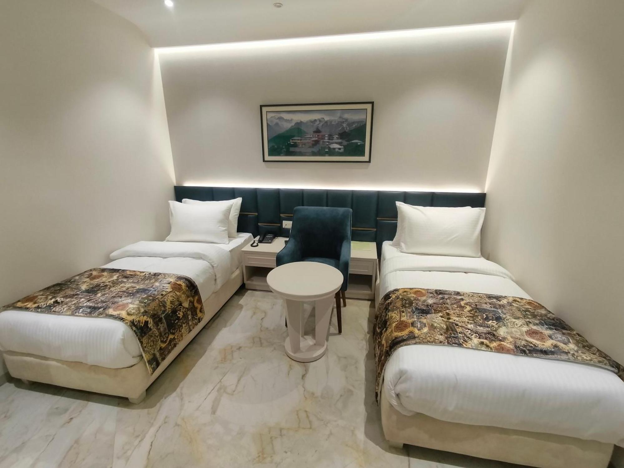 Hiraya Hotels Mohali Kültér fotó