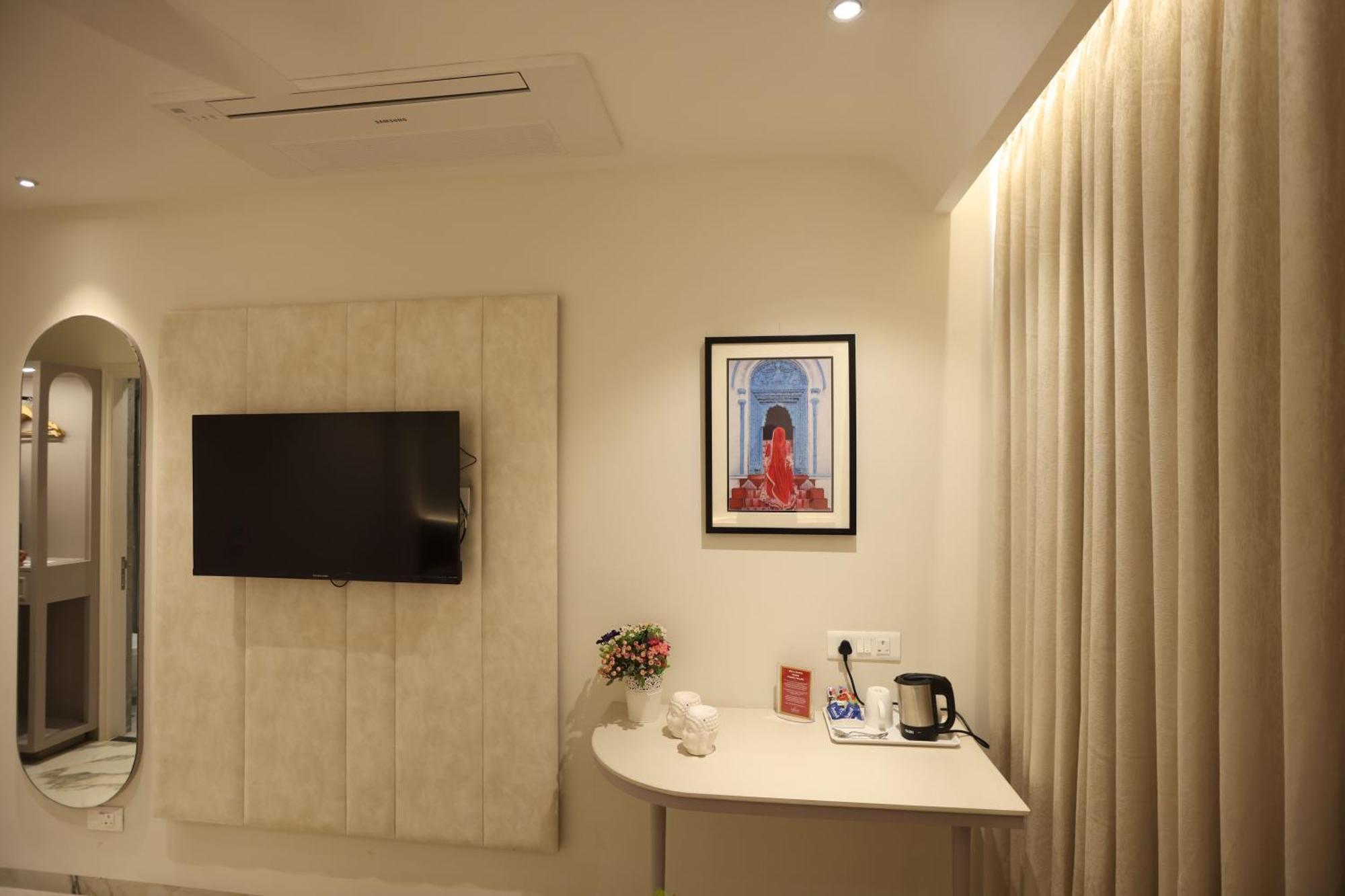 Hiraya Hotels Mohali Kültér fotó