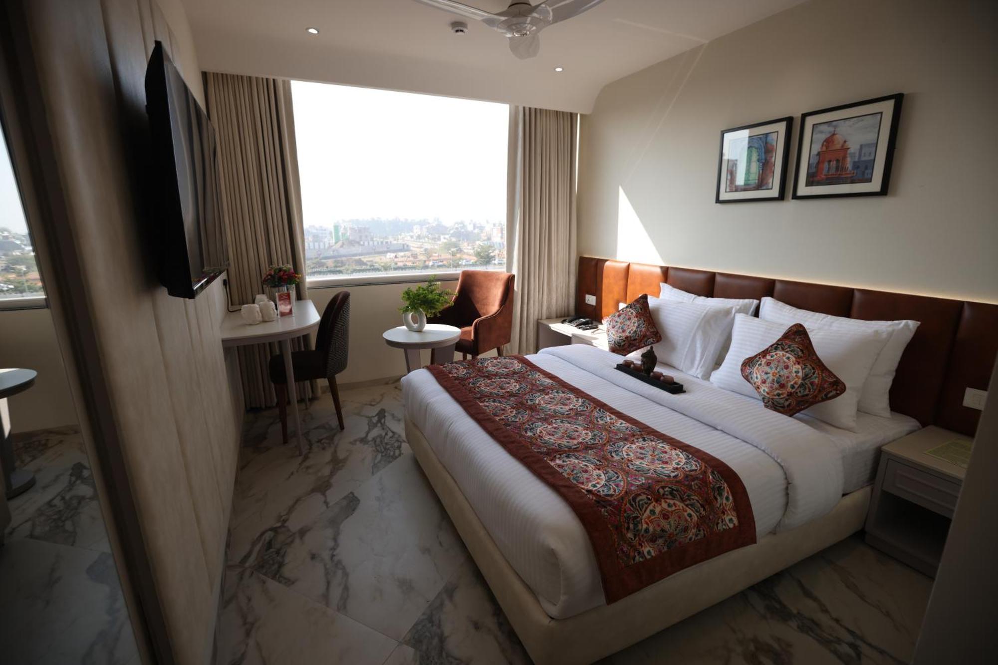 Hiraya Hotels Mohali Kültér fotó