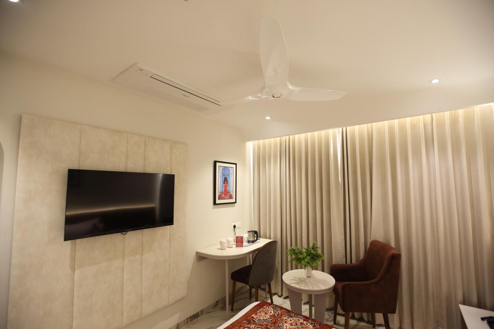 Hiraya Hotels Mohali Kültér fotó
