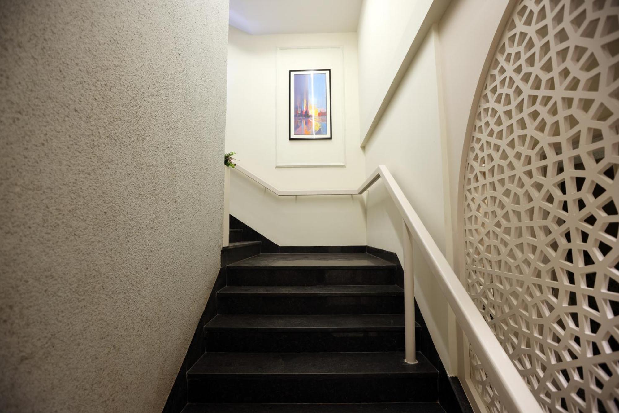 Hiraya Hotels Mohali Kültér fotó
